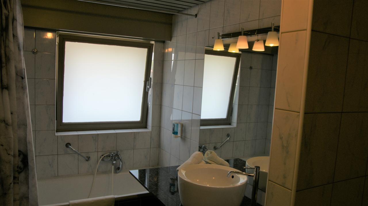 Hotel De Basiliek 3*